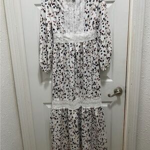 Elegant White Maxi Dress